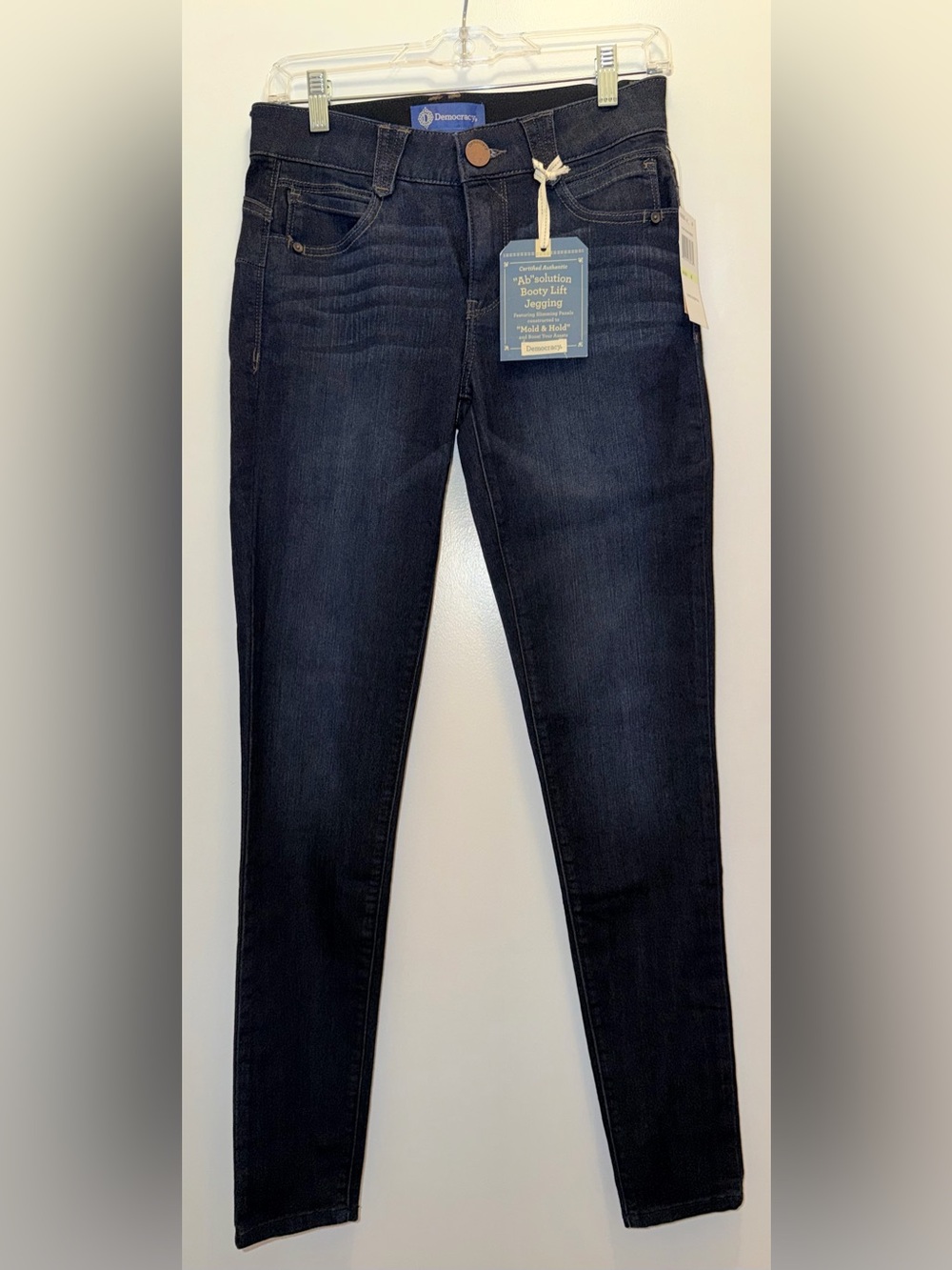Democracy Jeans Women’s 4 Dark Wash Skinny Ab Solution Booty Lift Jegging